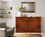 Credenza con due porte intarsiate e tre cassetti - articolo 258